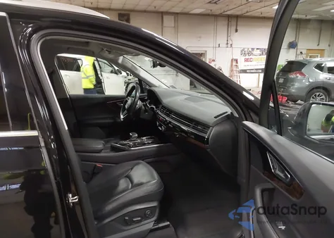 2018 Audi Q7 3.0T Premium z USA, uszkodzony, nr VIN WA1VAAF74JD019684